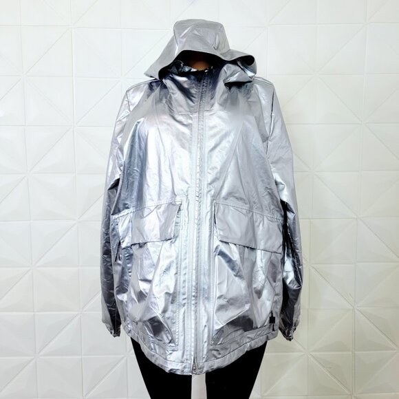 Lululemon Women's Silver Lab Hooded Metallic FullZip Windbreaker Jacket Size XXL - Picture 2 of 9